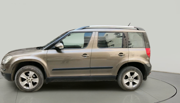 2012 Skoda Yeti AMBITION 2.0 TDI CR 4X2, Diesel, Manual, 1,26,876 km, exterior