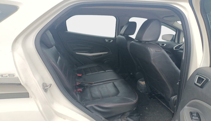 2015 Ford Ecosport TITANIUM 1.5L DIESEL (OPT), Diesel, Manual, 1,73,616 km, interior