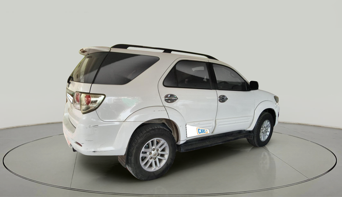 2014 Toyota Fortuner 3.0 4X2 AT, Diesel, Automatic, 2,32,708 km, exterior