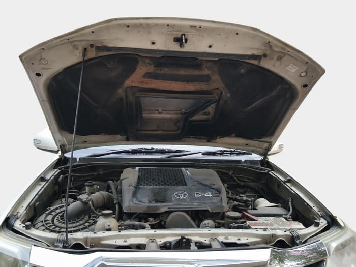 2014 Toyota Fortuner 3.0 4X2 AT, Diesel, Automatic, 2,34,000 km, exterior