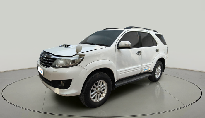 2014 Toyota Fortuner 3.0 4X2 AT, Diesel, Automatic, 2,32,708 km, exterior