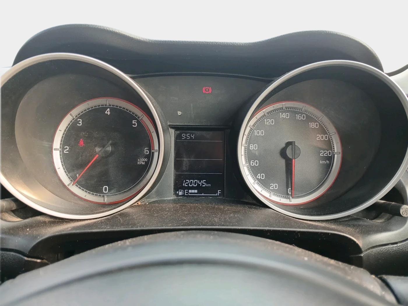 2019 Maruti Swift VDI, Diesel, Manual, 1,20,045 km, interior