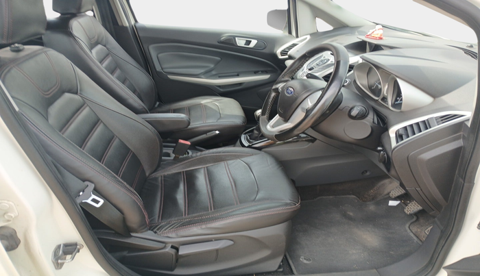 2014 Ford Ecosport TITANIUM 1.5L DIESEL (OPT), Diesel, Manual, 1,54,346 km, interior