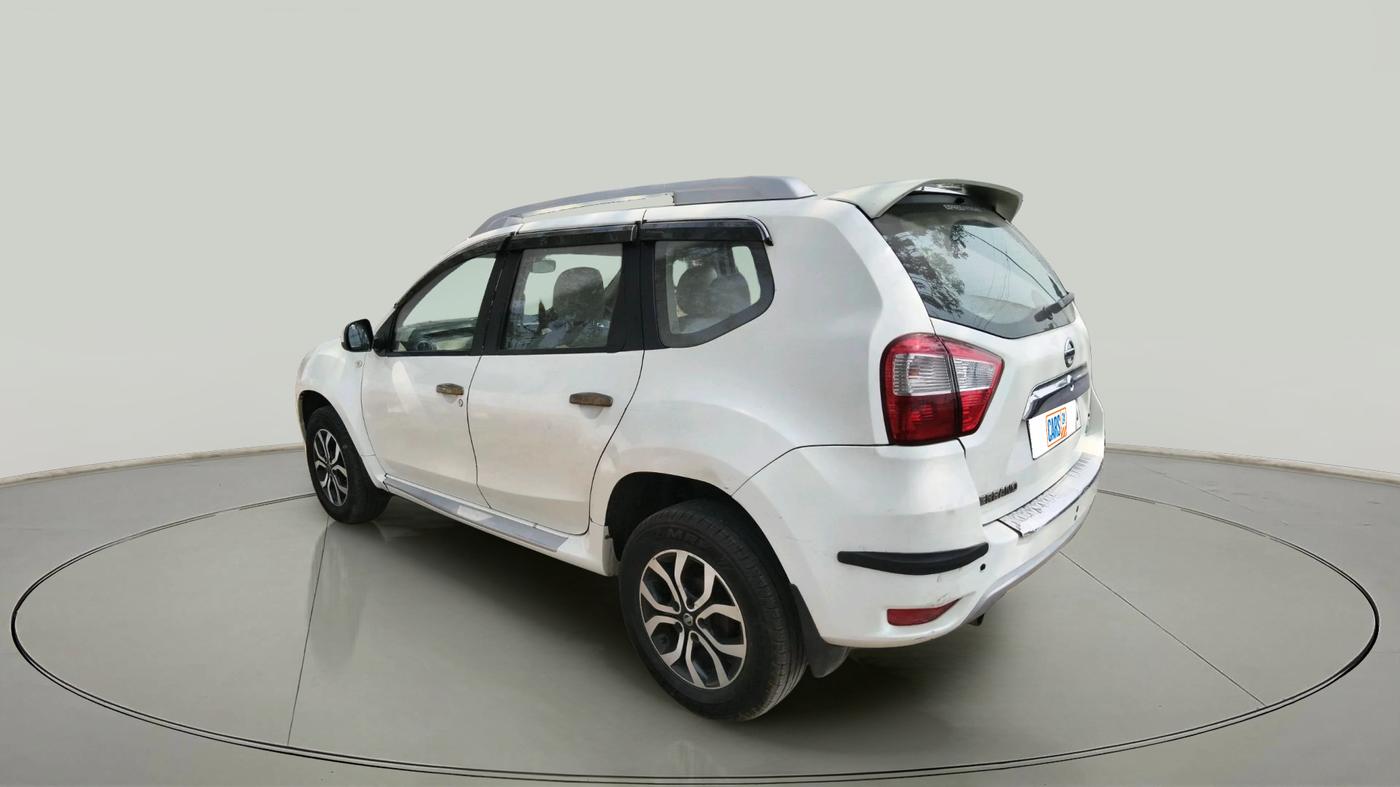 2014 Nissan Terrano XV D THP PREMIUM 110 PS, Diesel, Manual, 1,14,371 km, exterior