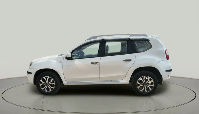 2014 Nissan Terrano XV D THP PREMIUM 110 PS, Diesel, Manual, 1,14,371 km, exterior