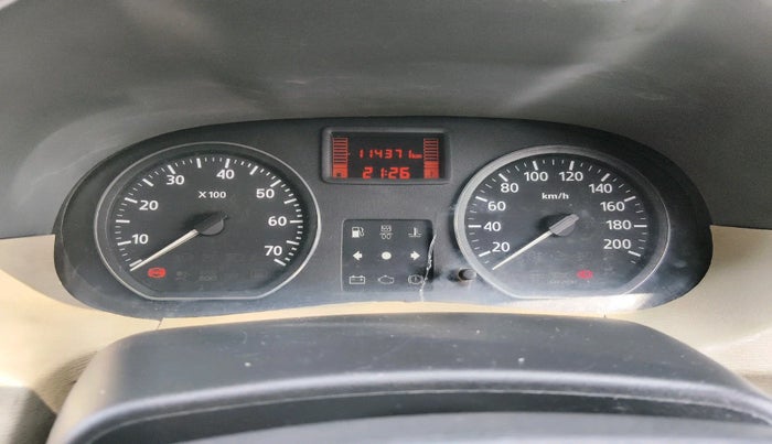 2014 Nissan Terrano XV D THP PREMIUM 110 PS, Diesel, Manual, 1,14,371 km, interior