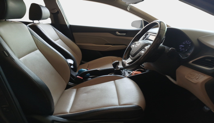 2019 Hyundai Verna 1.6 VTVT SX O, Petrol, Manual, 93,306 km, interior