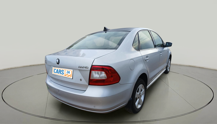 2015 Skoda Rapid 1.5 TDI CR ELEGANCE AT, Diesel, Automatic, 1,42,052 km, exterior