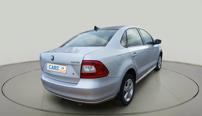 2015 Skoda Rapid 1.5 TDI CR ELEGANCE AT, Diesel, Automatic, 1,42,052 km, exterior