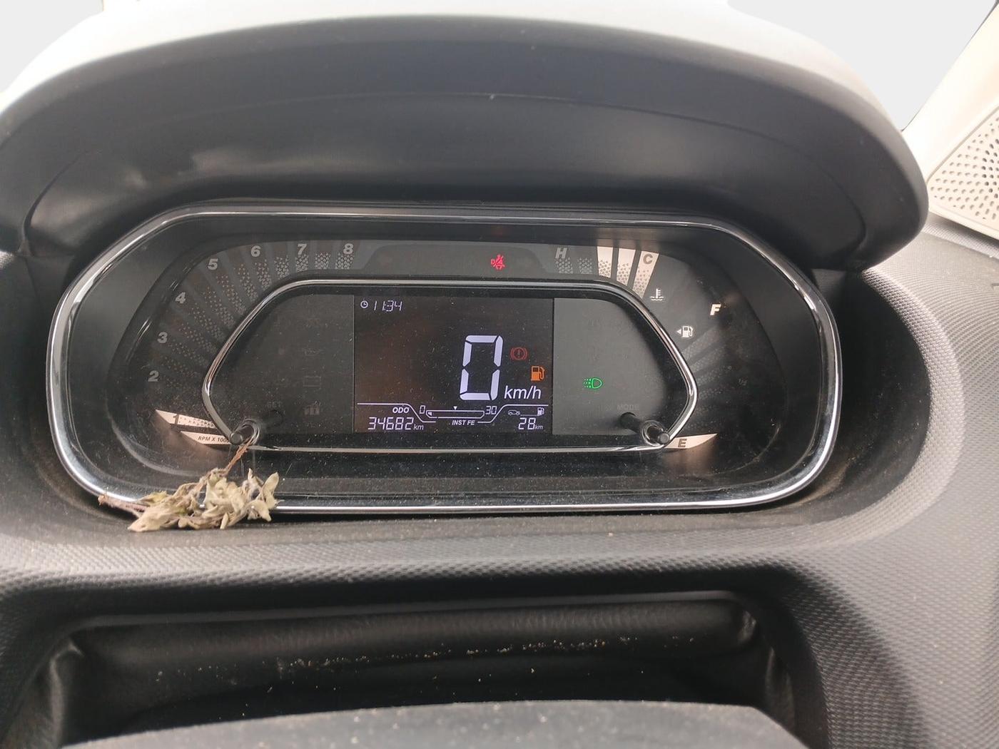 2023 Tata Tiago XZ PLUS PETROL, Petrol, Manual, 35,000 km, interior