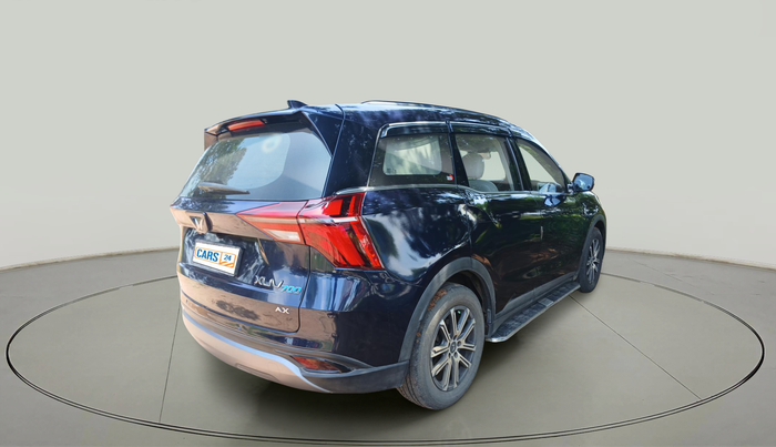 2022 Mahindra XUV700 AX 7 D AT 7 STR, Diesel, Automatic, 82,030 km, exterior