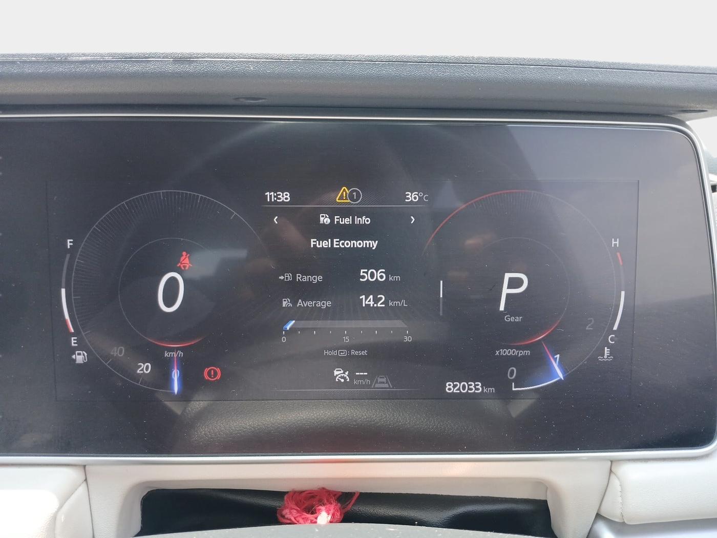 2022 Mahindra XUV700 AX 7 D AT 7 STR, Diesel, Automatic, 82,030 km, interior