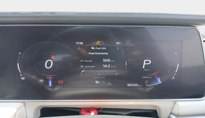 2022 Mahindra XUV700 AX 7 D AT 7 STR, Diesel, Automatic, 82,030 km, interior