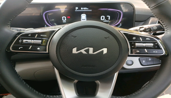 2025 KIA SELTOS  HTX 1.5 DIESEL AT, Diesel, Automatic, 6,569 km, interior