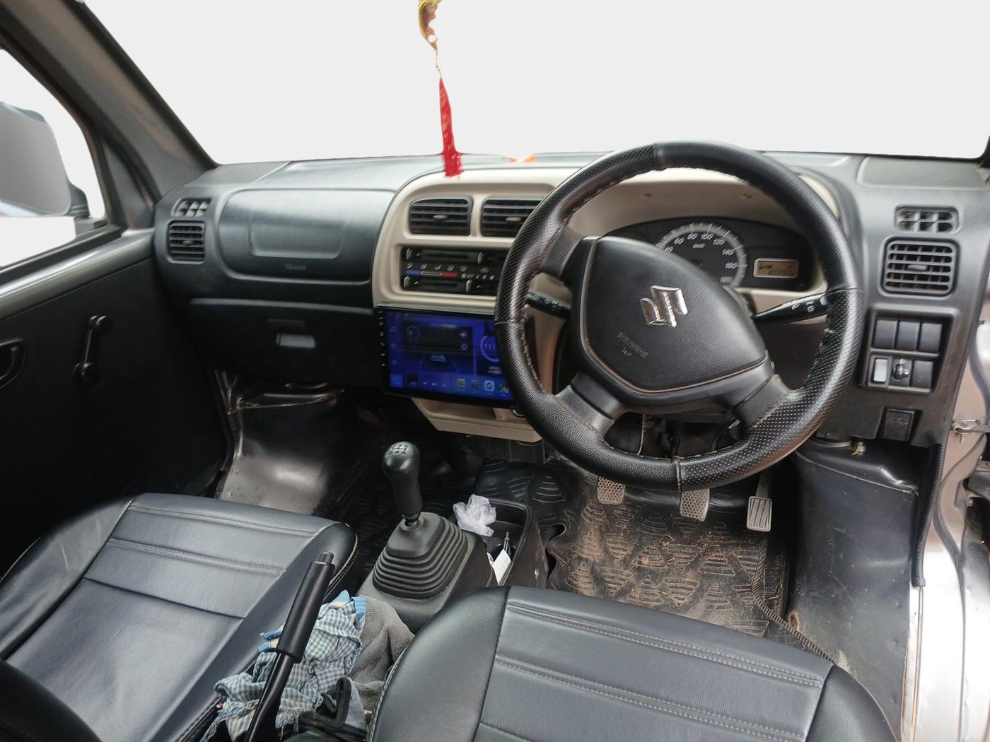 2022 Maruti Eeco 5 STR AC (O), Petrol, Manual, 80,207 km, interior