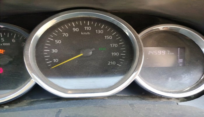 2015 Renault Duster 110 PS RXZ 4X4 MT DIESEL, Diesel, Manual, 1,45,997 km, interior