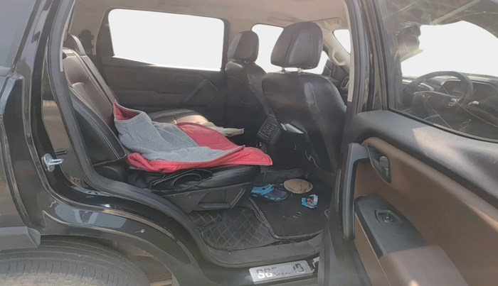 2025 Mahindra SCORPIO-N Z4 DIESEL MT 4WD 7 STR, Diesel, Manual, 39,375 km, interior