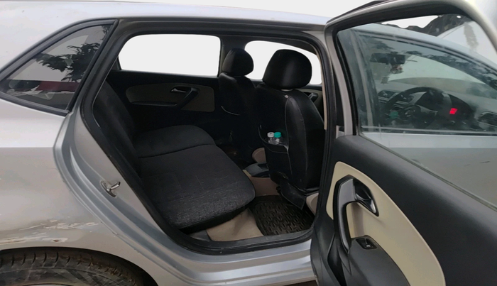 2012 Volkswagen Polo COMFORTLINE 1.2L, Diesel, Manual, 2,39,189 km, interior