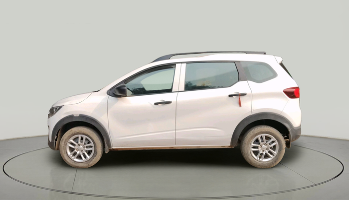 2022 Renault TRIBER RXL MT, Petrol, Manual, 18,758 km, exterior