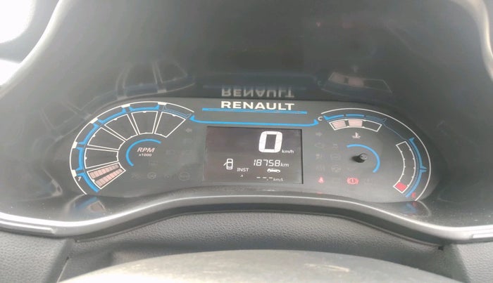 2022 Renault TRIBER RXL MT, Petrol, Manual, 18,758 km, interior