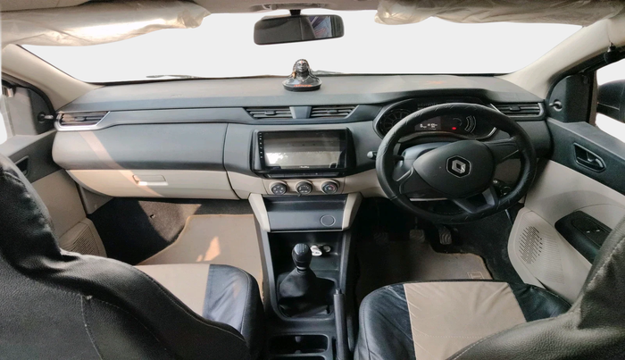 2022 Renault TRIBER RXL MT, Petrol, Manual, 18,758 km, interior