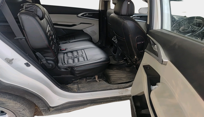 2023 KIA CARENS PRESTIGE 1.5 PETROL 7 STR, Petrol, Manual, 27,760 km, interior