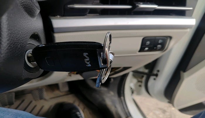 2023 KIA CARENS PRESTIGE 1.5 PETROL 7 STR, Petrol, Manual, 27,760 km, interior