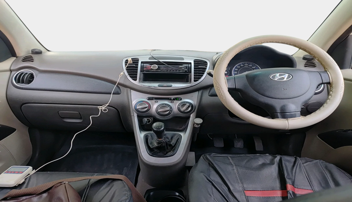 2012 Hyundai i10 MAGNA 1.2, Petrol, Manual, 99,576 km, interior