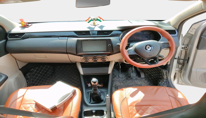 2019 Renault TRIBER RXT, Petrol, Manual, 65,614 km, interior