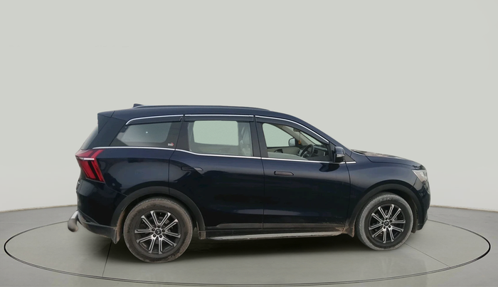 2022 Mahindra XUV700 AX 7 LUXURY D AWD AT 7 STR, Diesel, Automatic, 39,739 km, exterior