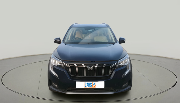 2022 Mahindra XUV700 AX 7 LUXURY D AWD AT 7 STR, Diesel, Automatic, 39,739 km, exterior