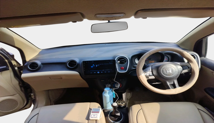 2014 Honda Mobilio 1.5L I-DTEC V, Diesel, Manual, 84,157 km, interior