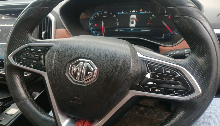 2021 MG HECTOR PLUS SHARP 1.5 PETROL TURBO CVT 6-STR, Petrol, Automatic, 1,30,780 km, interior