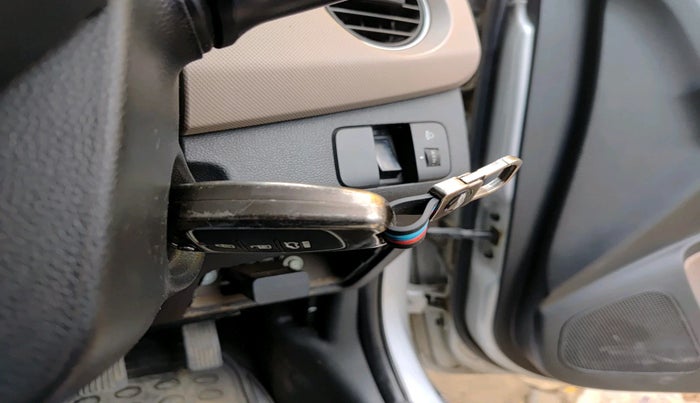 2018 Hyundai Xcent S 1.2, Petrol, Manual, 46,202 km, interior