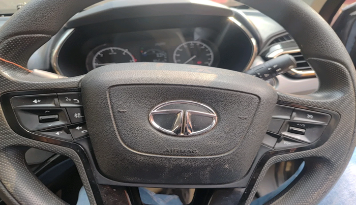 2022 Tata Safari XT PLUS DARK EDITION, Diesel, Manual, 65,000 km, interior