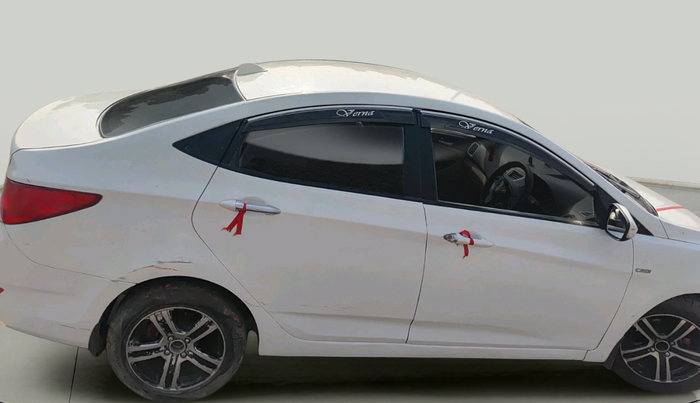 2012 Hyundai Verna FLUIDIC 1.6 CRDI EX, Diesel, Manual, 1,17,067 km, exterior