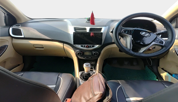 2012 Hyundai Verna FLUIDIC 1.6 CRDI EX, Diesel, Manual, 1,17,067 km, interior