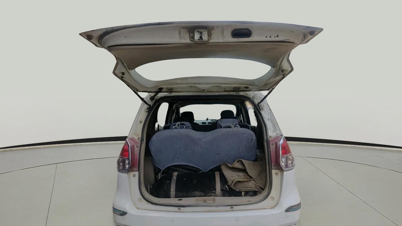 2017 Maruti Ertiga VXI, CNG, Manual, 1,52,329 km, exterior