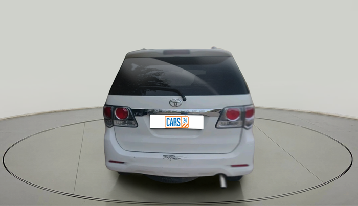 2015 Toyota Fortuner 3.0 4X2 MT, Diesel, Manual, 1,06,578 km, exterior