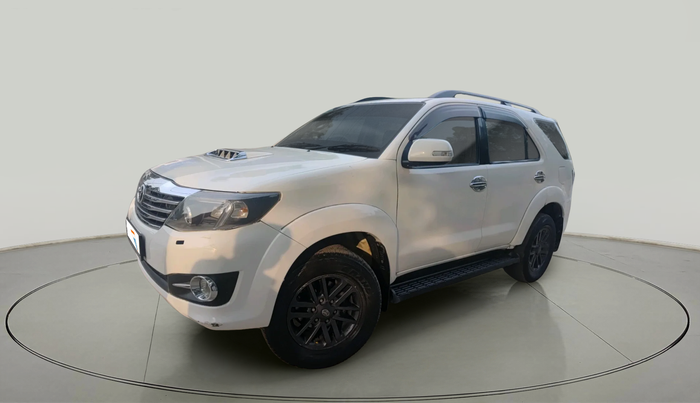 2015 Toyota Fortuner 3.0 4X2 MT, Diesel, Manual, 1,06,578 km, exterior