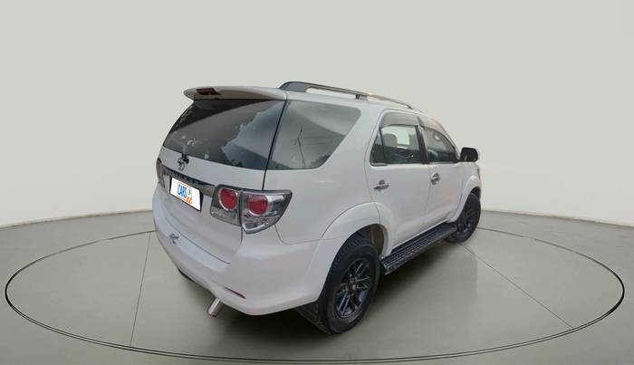 2015 Toyota Fortuner 3.0 4X2 MT, Diesel, Manual, 1,06,578 km, exterior