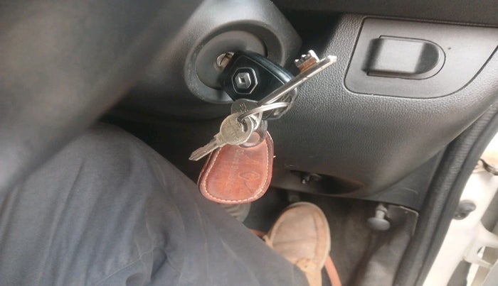 2020 Renault Kwid CLIMBER 1.0 (O), Petrol, Manual, 45,563 km, interior