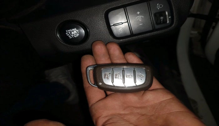 2019 Hyundai VENUE SX (O) 1.5 CRDI, Diesel, Manual, 1,16,038 km, interior