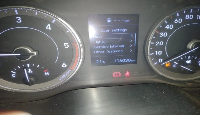 2019 Hyundai VENUE SX (O) 1.5 CRDI, Diesel, Manual, 1,16,038 km, interior