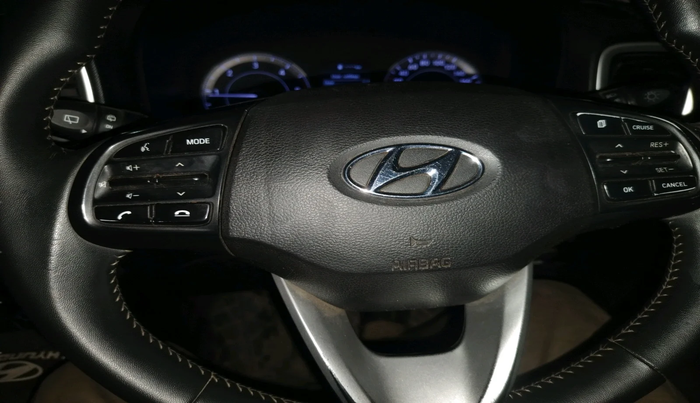 2019 Hyundai VENUE SX (O) 1.5 CRDI, Diesel, Manual, 1,16,038 km, interior