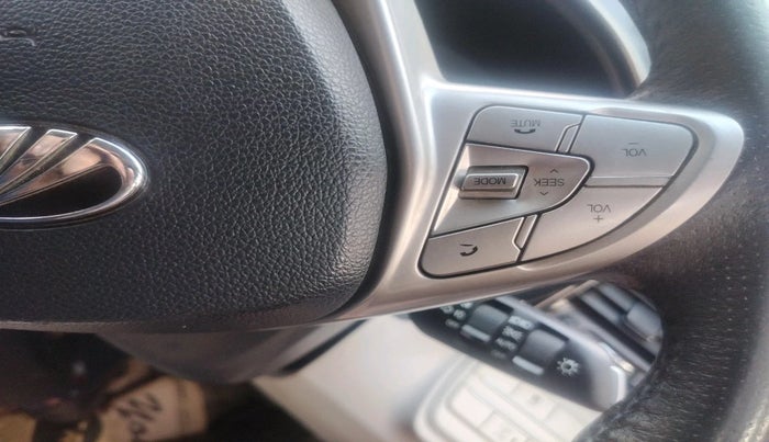 2019 Mahindra XUV300 W8 (O) 1.2 PETROL, Petrol, Manual, 36,203 km, interior