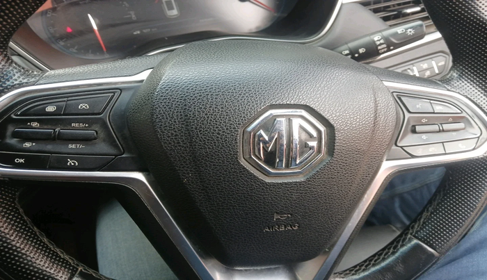 2019 MG HECTOR SHARP 2.0 DIESEL, Diesel, Manual, 1,41,585 km, interior