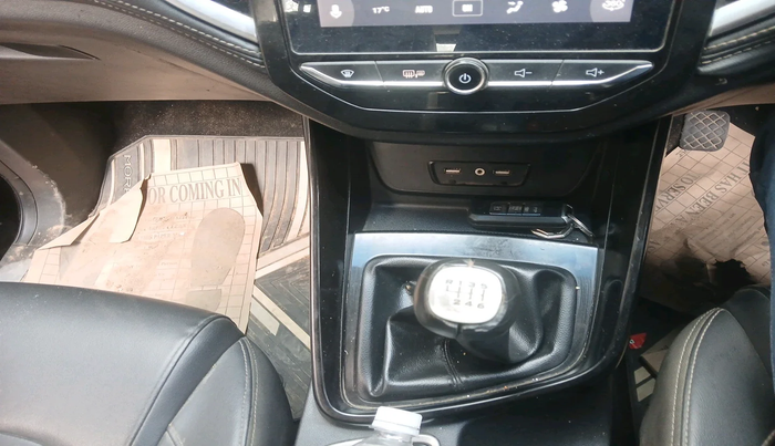 2019 MG HECTOR SHARP 2.0 DIESEL, Diesel, Manual, 1,41,585 km, interior