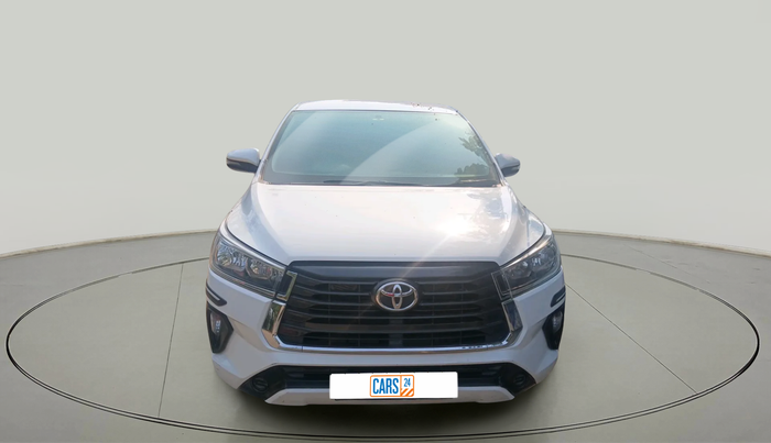 2022 Toyota Innova Crysta 2.4 G 8 STR, Diesel, Manual, 98,413 km, exterior