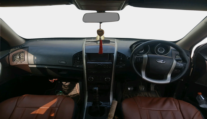 2011 Mahindra XUV500 W8, Diesel, Manual, 1,02,756 km, interior